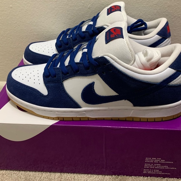 Nike SB Dunk Low Los Angeles Dodgers Size 11 Style #DO9395-400 - Picture 3 of 10